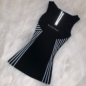 Pretty little thing gym top